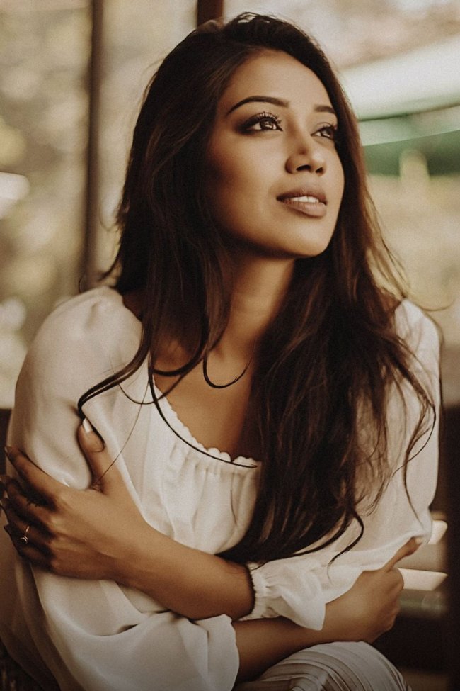 Nivetha-Pethuraj